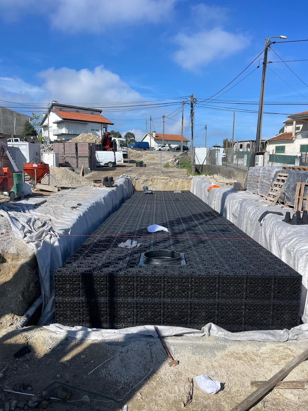 Módulos SuDS em obra